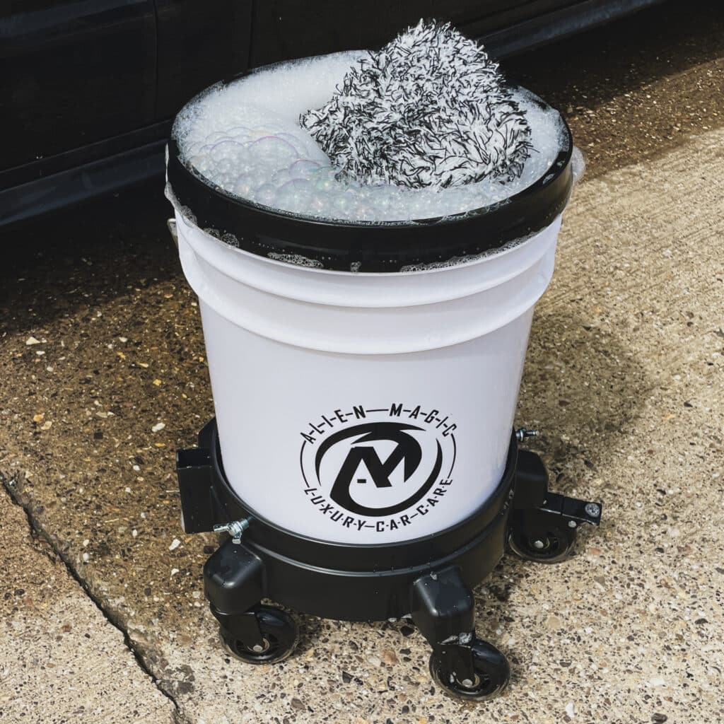 car detailing bucket dolly alien magic car care 3